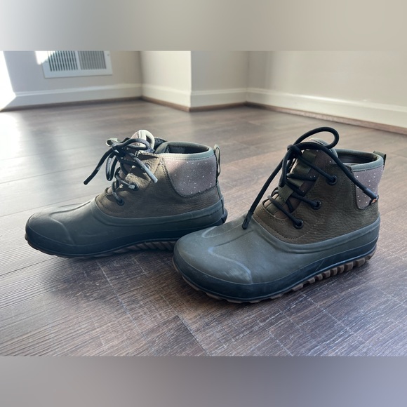 Bogs Classic Casual Lace Leather Boots - Women's olive color size 9 - Picture 2 of 9